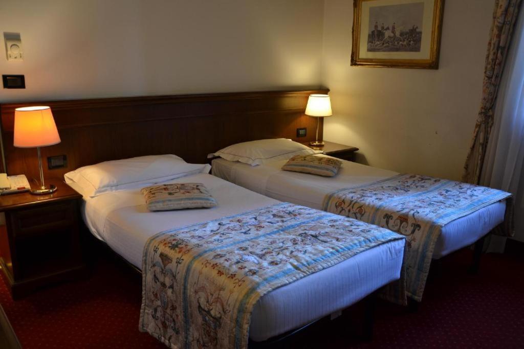 Meditur Hotel Bologna Ozzano dell'Emilia Esterno foto