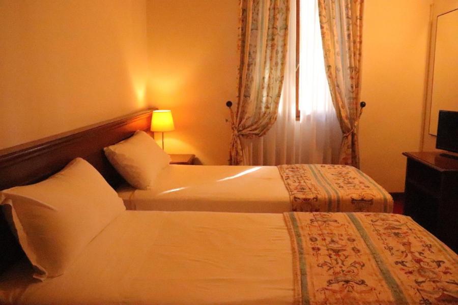 Meditur Hotel Bologna Ozzano dell'Emilia Esterno foto