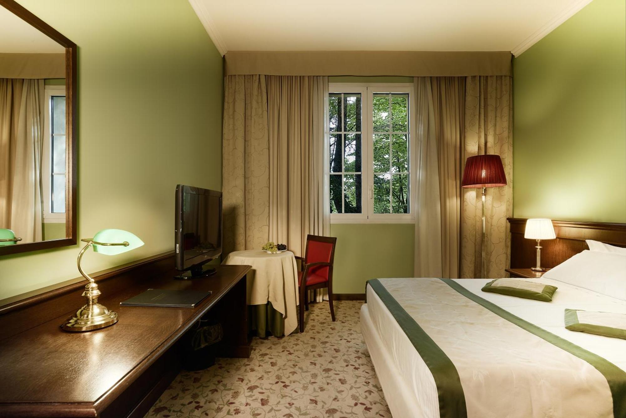 Meditur Hotel Bologna Ozzano dell'Emilia Esterno foto