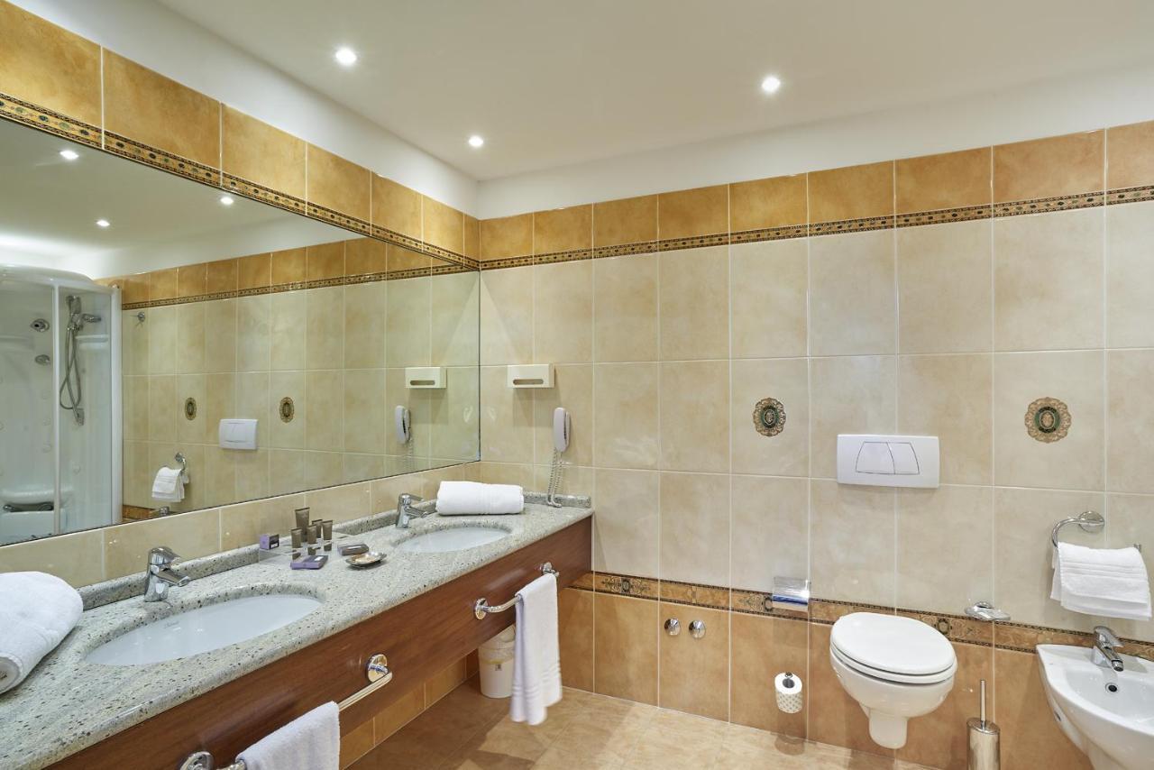 Meditur Hotel Bologna Ozzano dell'Emilia Esterno foto